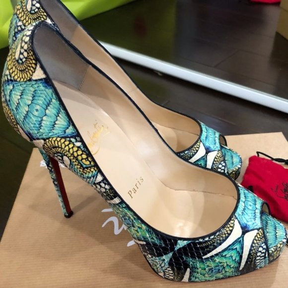 Louboutin Geniune Python Peep toe platform pumps - Picture 3 of 5